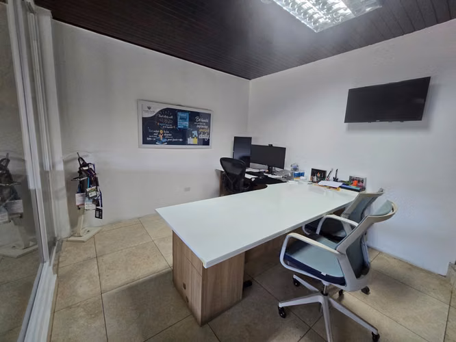 Venta de casa comercial | INVERSION  | Hato Pintado |  D.D