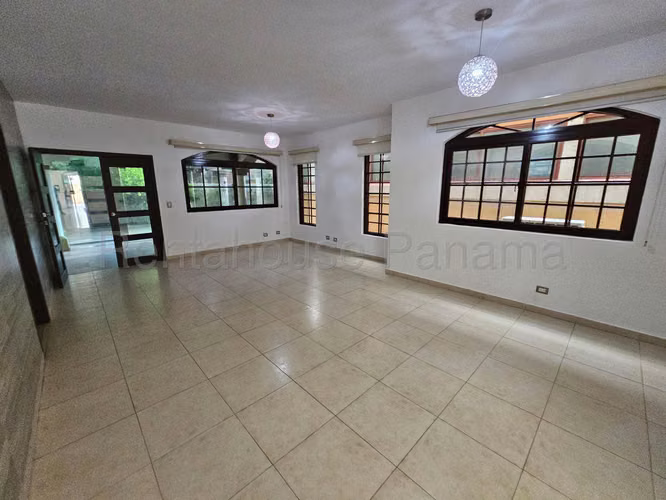 Venta de Casa en Costa Sur El Doral NS
