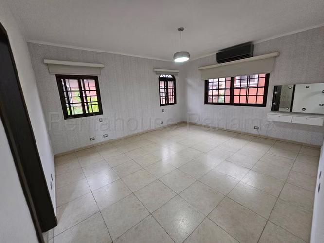 Venta de Casa en Costa Sur El Doral NS