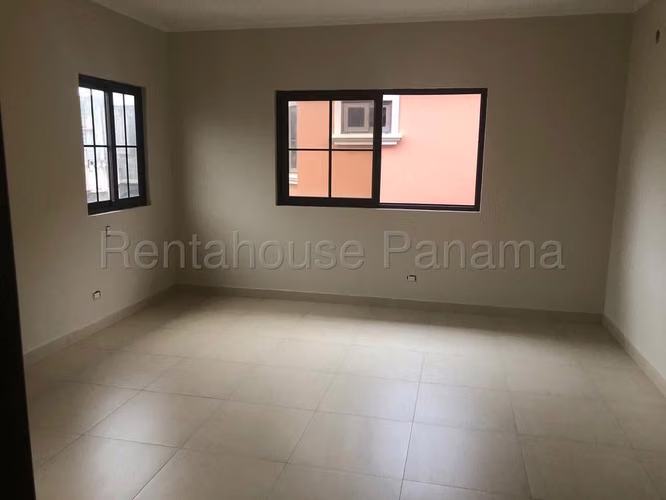 Venta de Casa en Costa Sur DORAL NS