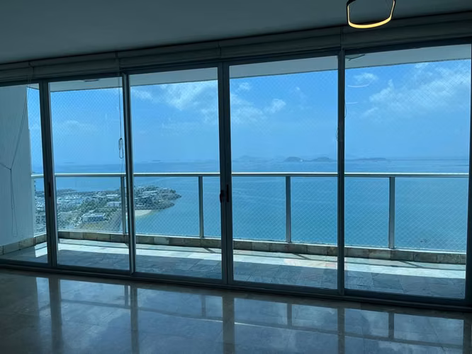 Bonito Apartamento PH Q Tower Punta Pacífica San Francisco