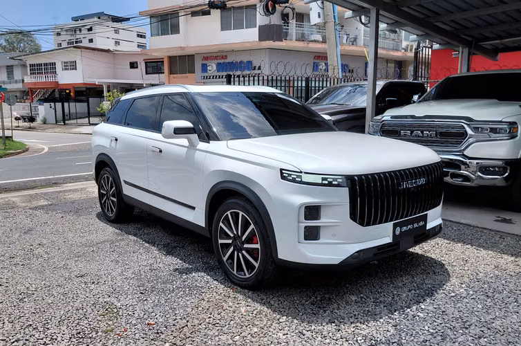 2025 Jaecoo J7 AWD - Garantía hasta 2032 - Inmaculado