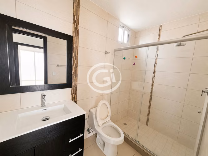 Venta Apartamento Reposeído Bancario King´s Park 3 habitaciones