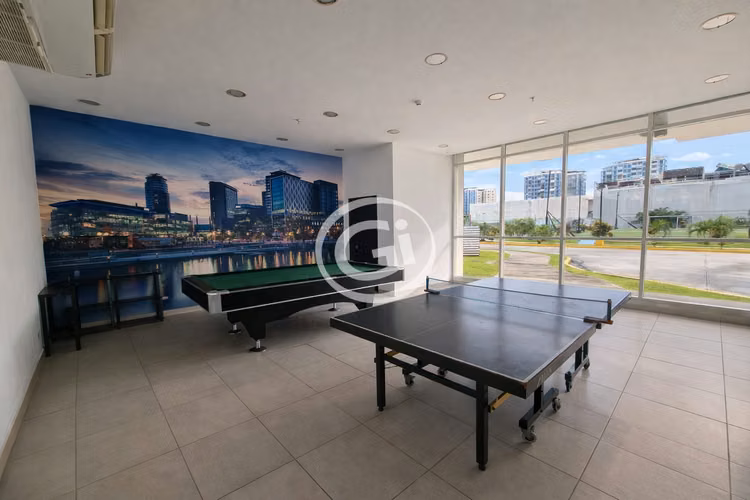 Venta Apartamento Reposeído Bancario King´s Park 3 habitaciones