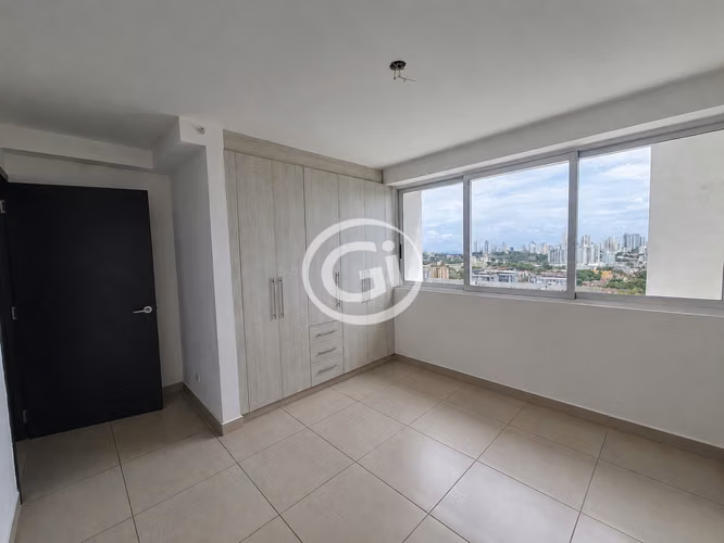 Venta Apartamento Reposeído Bancario King´s Park 3 habitaciones