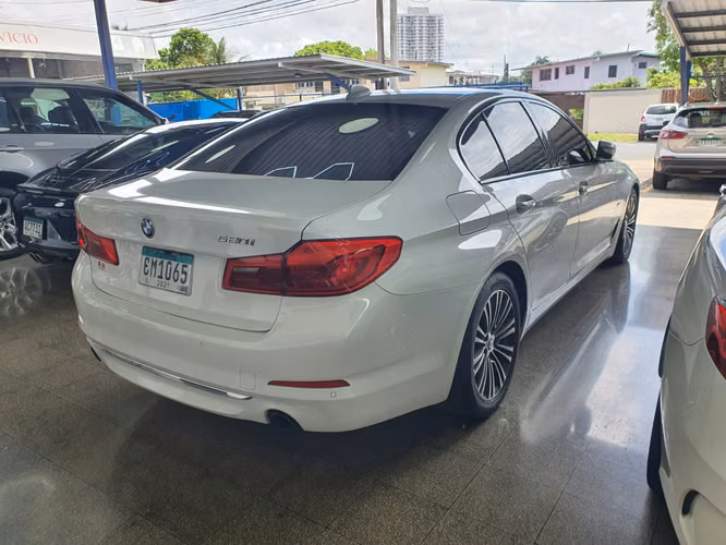 BMW 520I 2018
