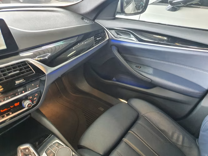 BMW 520I 2018