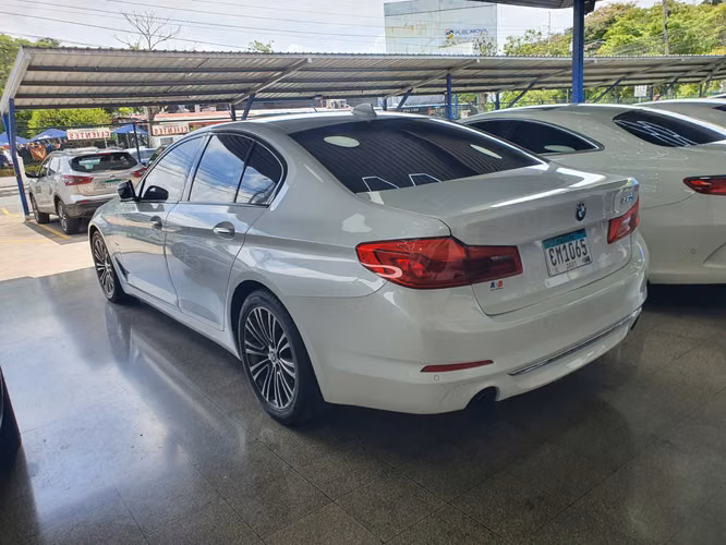 BMW 520I 2018