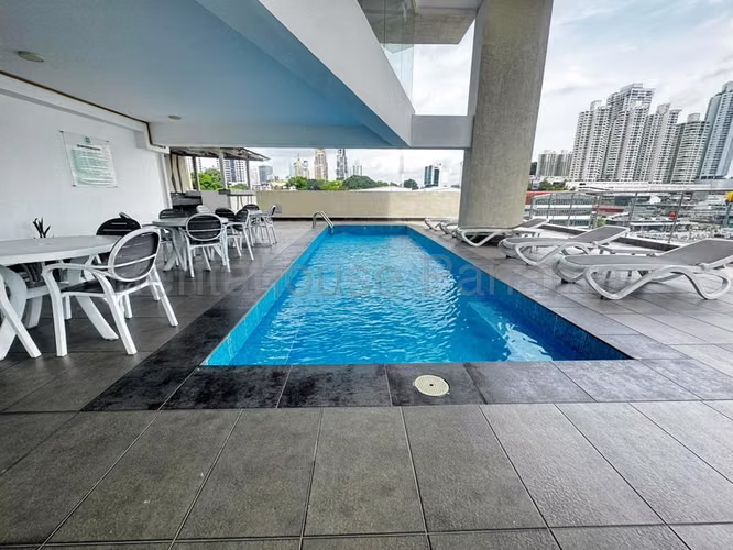 Apartamento en Alquiler en El Carmen JG