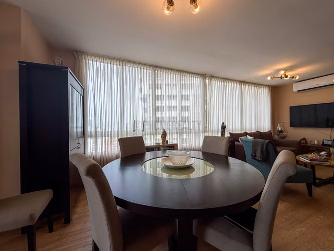 Apartamento en Venta en Hato Pintado Panamá con Estudio, Balcón y Amplios Espacios