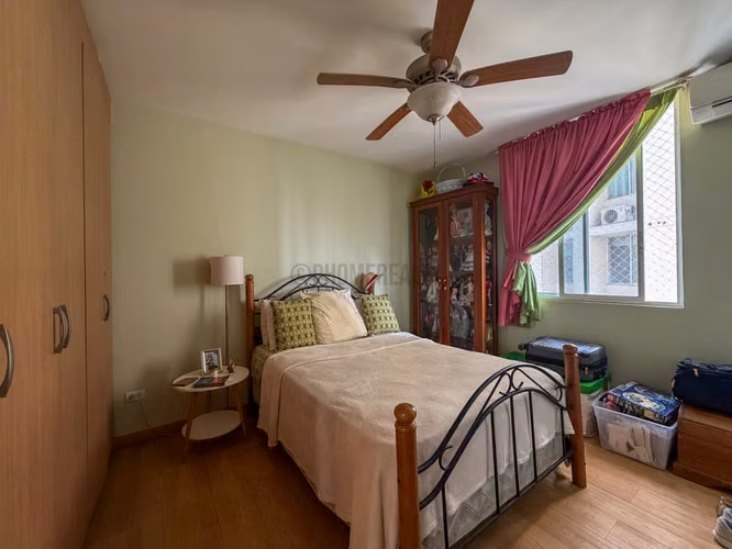 Apartamento en Venta en Hato Pintado Panamá con Estudio, Balcón y Amplios Espacios