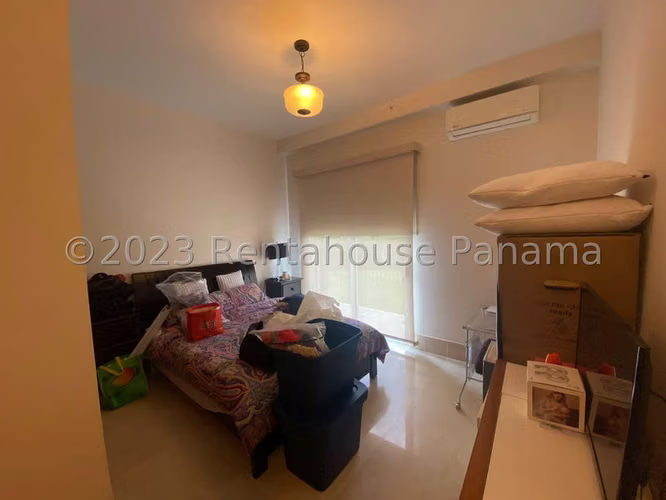 Apartamento en Venta en The Reserve Santa Maria CIG