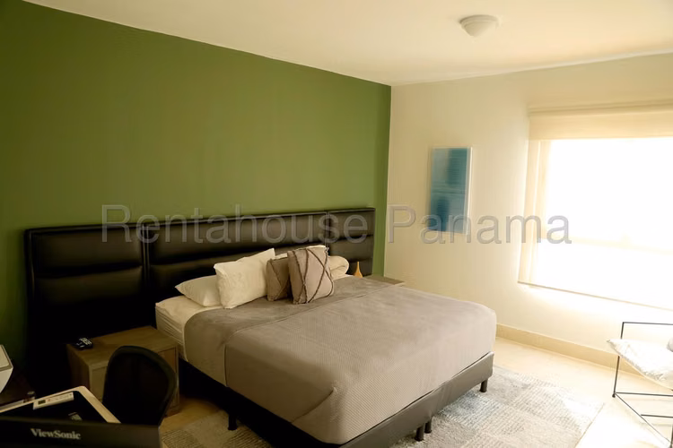 Se Alquila Apartamento en Santa Maria LA26-6592