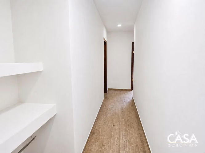 Casa De 3 Dormitorios + Apartamento Independiente En Venta Cerca De Playa El Estero, Las Tablas