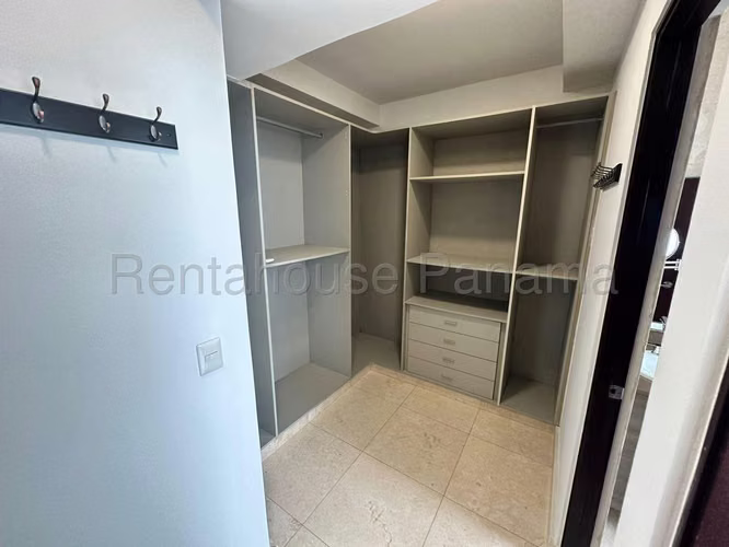 Impecable Apartamento en Venta en Coco del Mar 26*3816Mfk