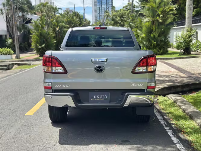 MAZDA BT50 4X4 AUTOMATICO 2020