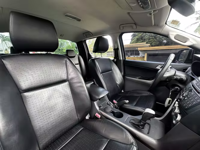 MAZDA BT50 4X4 AUTOMATICO 2020
