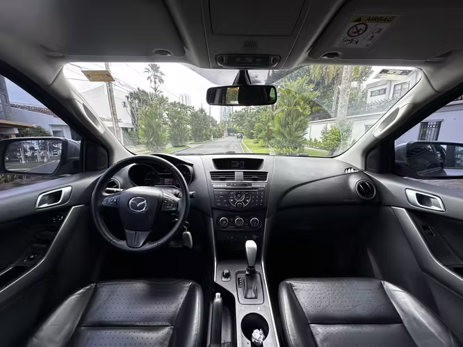 MAZDA BT50 4X4 AUTOMATICO 2020