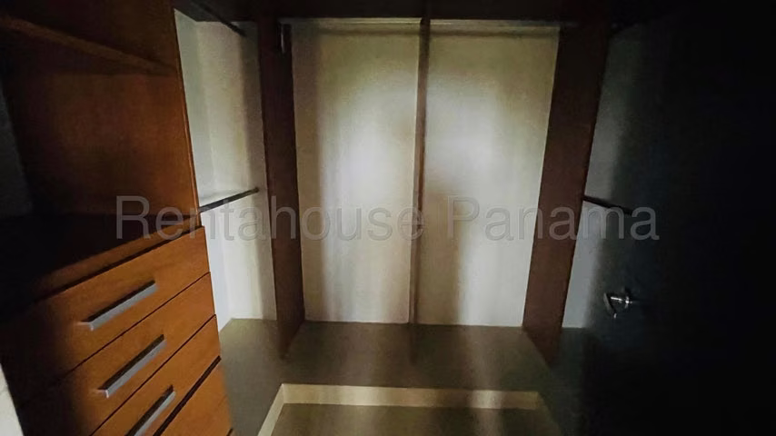 Venta Apartamento Albrook Embassy Village 26YCG8431