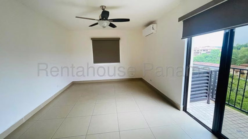 Venta Apartamento Albrook Embassy Village 26YCG8431