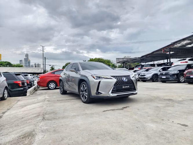 Lexus UX250H 2020