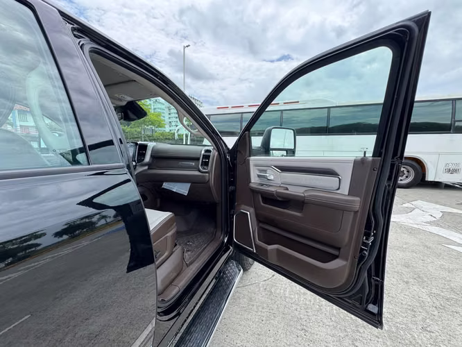 2025 RAM 2500 LARAMIE