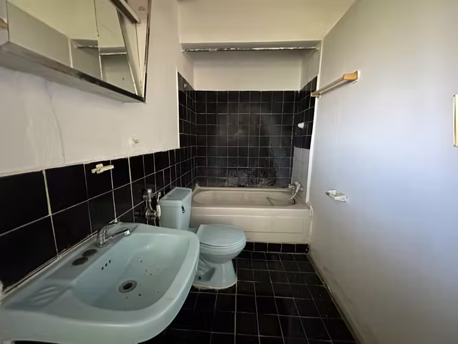Se Vende Casa con Patio en Betania 