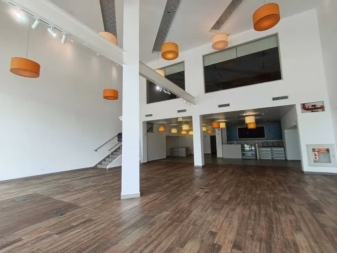 LOCAL FOR RENT - 124; RESTAURANT - BAR - 124; OBARRIO