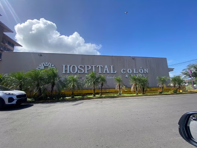 Local comercial en venta en PH Centro Médico Cuatro Altos, Colón| Ideal para clínica.