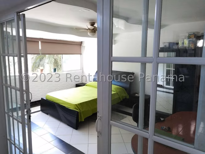 Venta de Apartamento en El Cangrejo Ph Cristal Park CCO