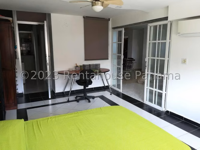 Venta de Apartamento en El Cangrejo Ph Cristal Park CCO