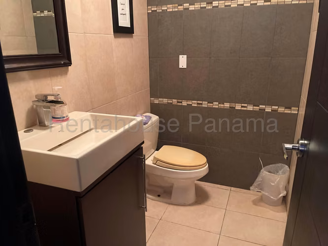 Venta de Apartamento en El Cangrejo Ph Troy CCO