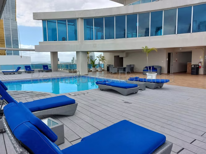 Alquiler de Apartamento en Bellavista Ph Grandbay Tower KC