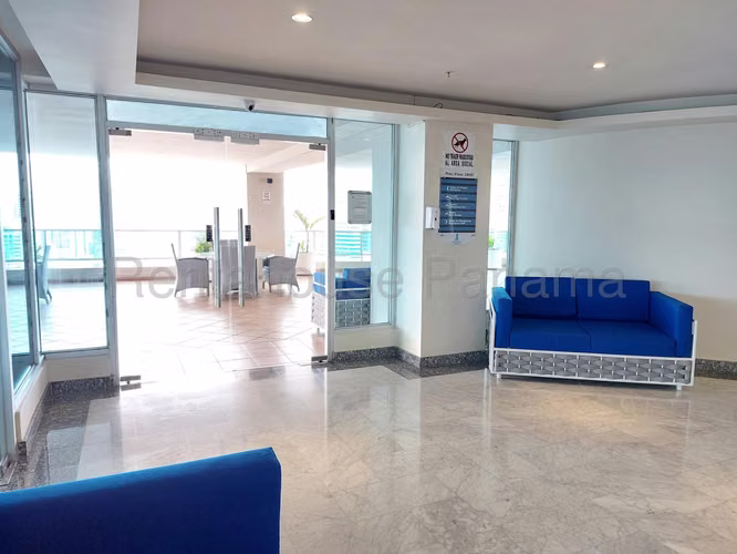 Alquiler de Apartamento en Bellavista Ph Grandbay Tower KC