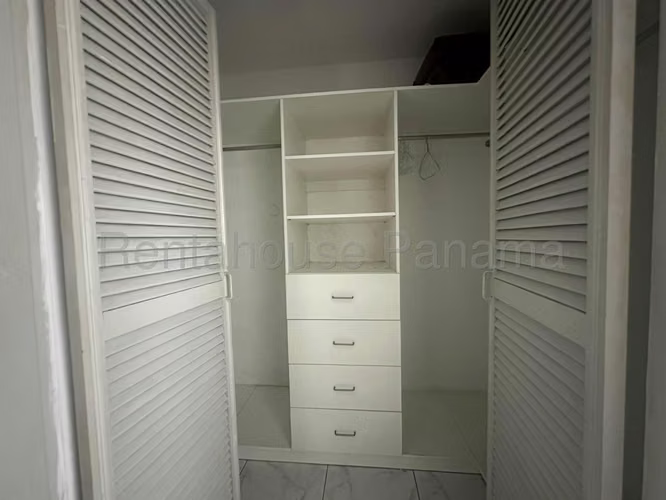 Alquiler de Apartamento en Bellavista Ph Vista Tower KC - Imagen 7