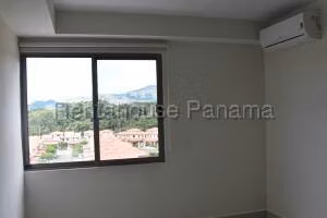 Venta de Apartamento con 129m2 en Panama Pacifico PH Midrise 25-5555SR