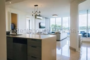Venta de Apartamento con 124m2 en Veracruz PH Casa Bonita 25-8141SR