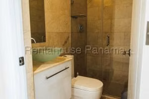 Venta de Apartamento con 124m2 en Veracruz PH Casa Bonita 25-8141SR