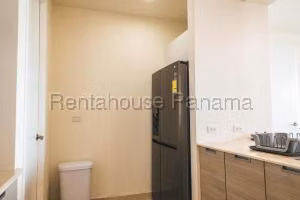 Venta de Apartamento con 124m2 en Veracruz PH Casa Bonita 25-8141SR