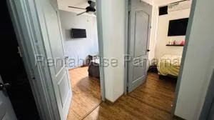 Venta de Apartamento con 93m2 en 12 de Octubre PH Torre del Rey 25-9897SR