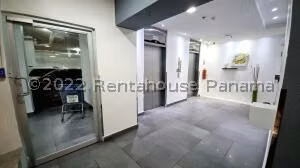 Venta de Apartamento con 141m2 en Clayton PH Clayton Park I 24-4229SR