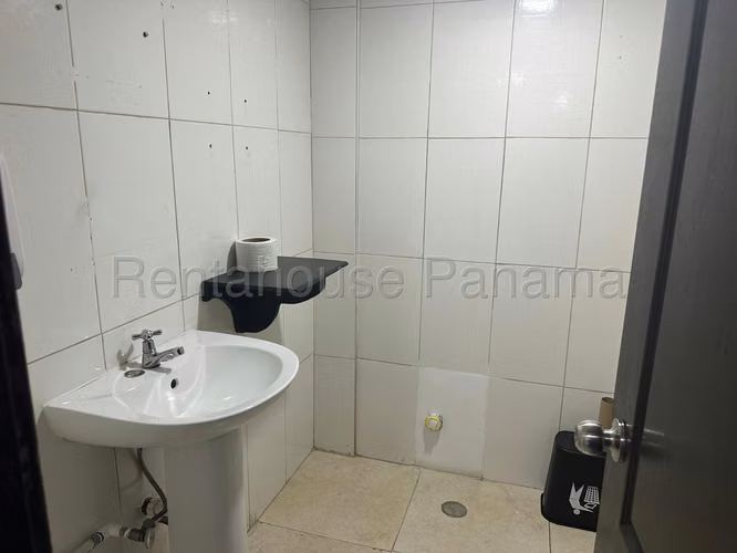 Alquiler de Oficina en Obarrio Edificio Zeta Solo Cliente Directo MC - Imagen 13