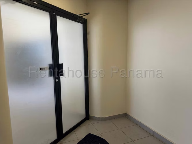 Alquiler de Oficina en Obarrio Edificio Zeta Solo Cliente Directo MC - Imagen 2