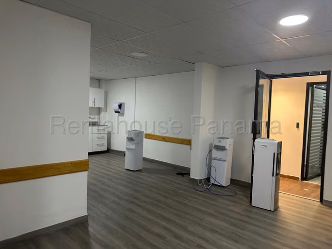 Alquiler de Oficina en Obarrio Edificio Zeta Solo Cliente Directo MC - Imagen 12