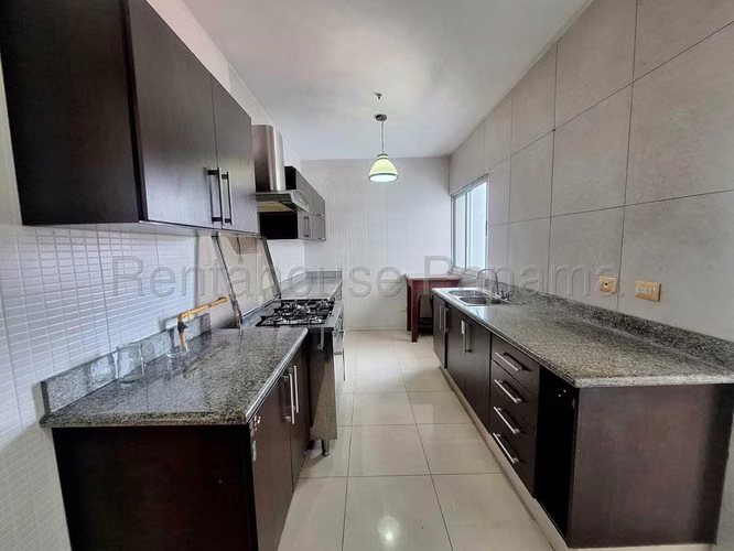 Vendo Apartamento en San Francisco OF26-8685