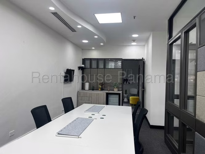 Oficina Comercial en Alquiler en Punta Pacifica JG