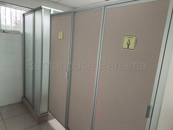 Galera  en Alquiler en Chilibre Centro JG