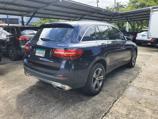 MERCEDES BENZ GLC250 4MATIC 2016