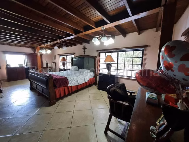 Casa en Venta en 24 de Diciembre JG