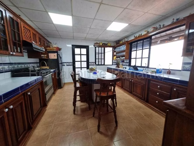 Casa en Venta en 24 de Diciembre JG